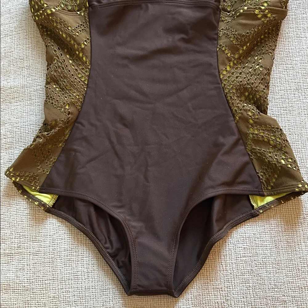 NEW Seea brown Lilia green laser cut side surf suit swimsuit, Zait - Picture 6 of 11
